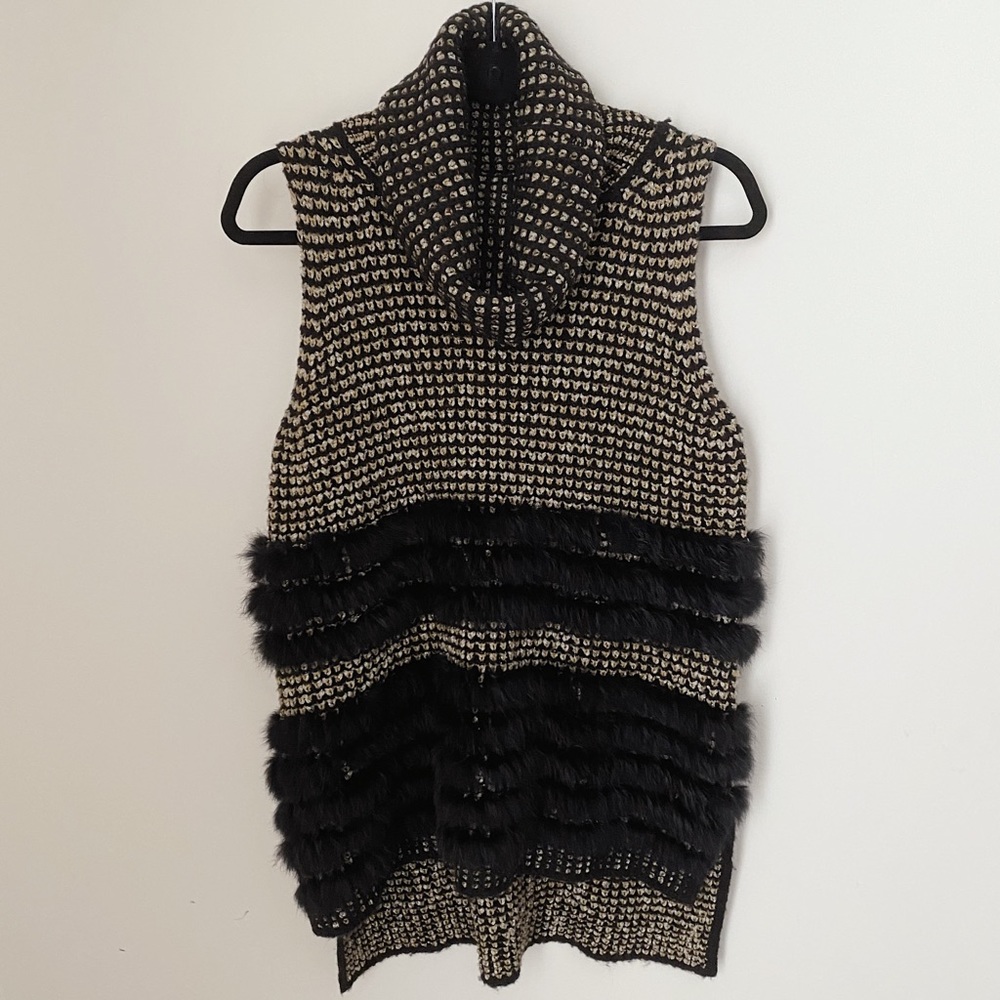 Pinko Tag Black Gold High-Low Turtleneck Fox Fur Knit Sweater Vest Italy